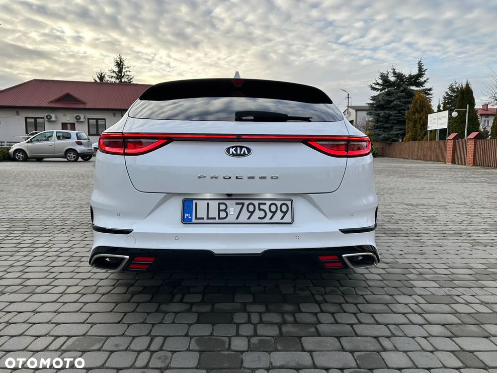 Kia ProCeed - 5