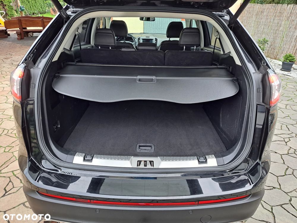 Ford Edge 2.0 TDCi Bi-Turbo 4x4 Titanium - 23