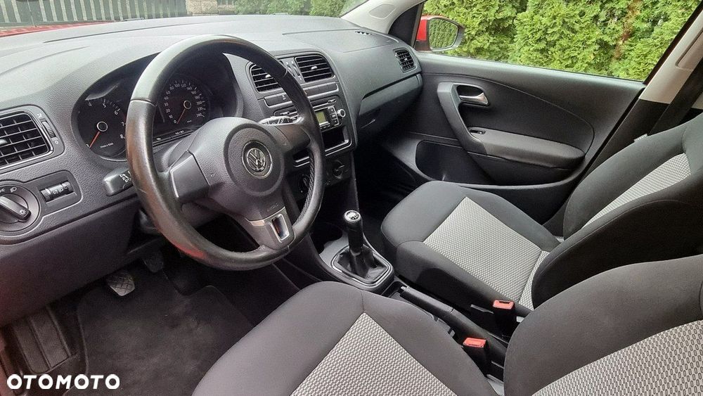 Volkswagen Polo - 11
