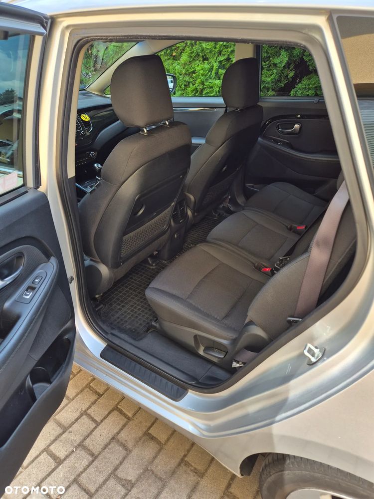 Kia Carens 1.6 GDI L EU6 - 8