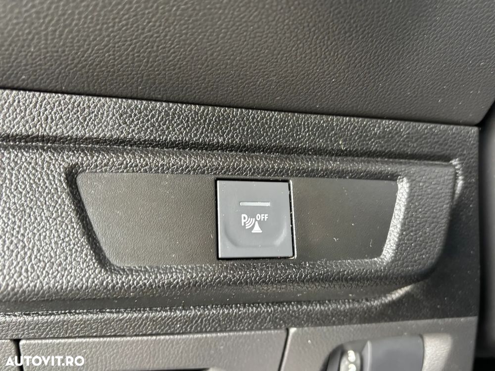 Dacia Logan TCe 90 Essential - 24