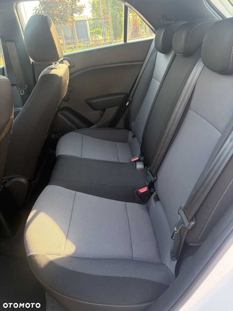 Hyundai i20 1.2 YES - 32