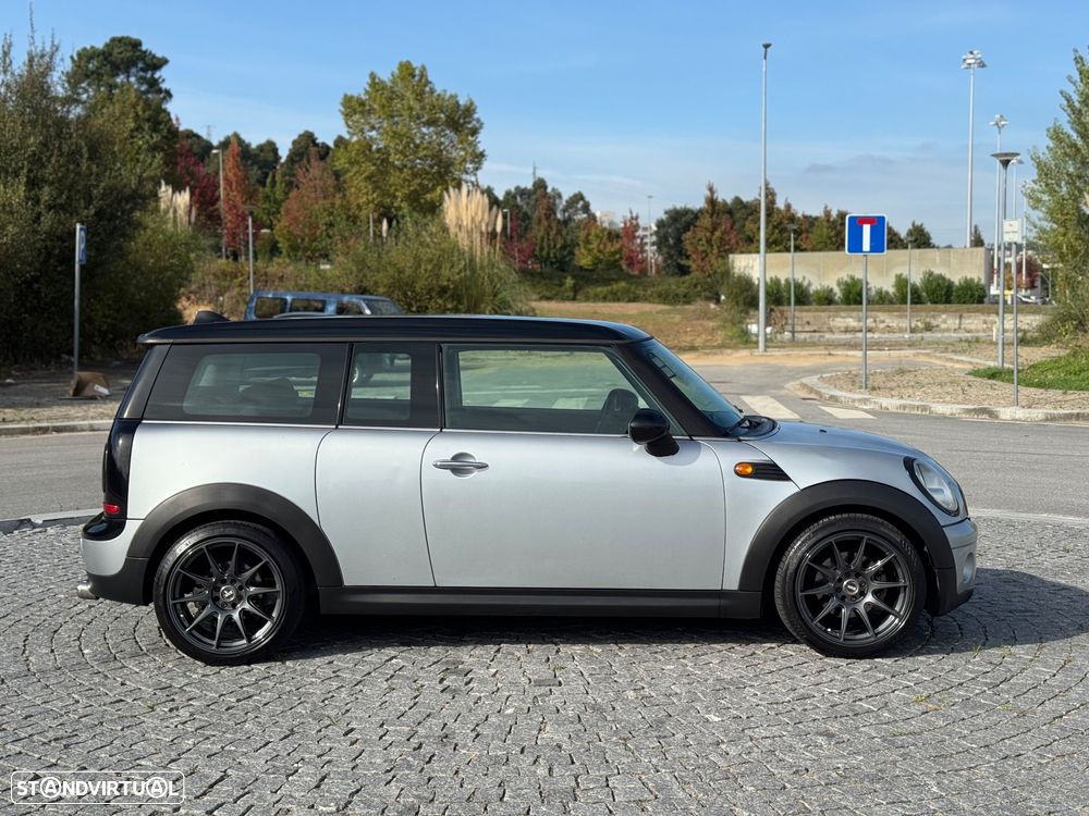 MINI Clubman Cooper D - 2