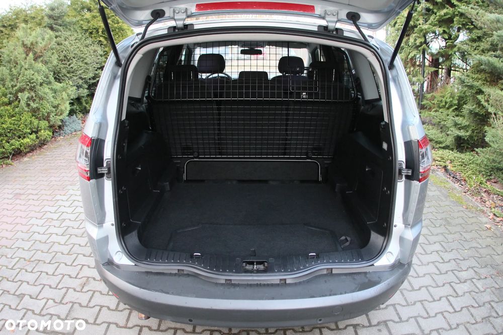 Ford S-Max 2.0 TDCi Titanium - 34