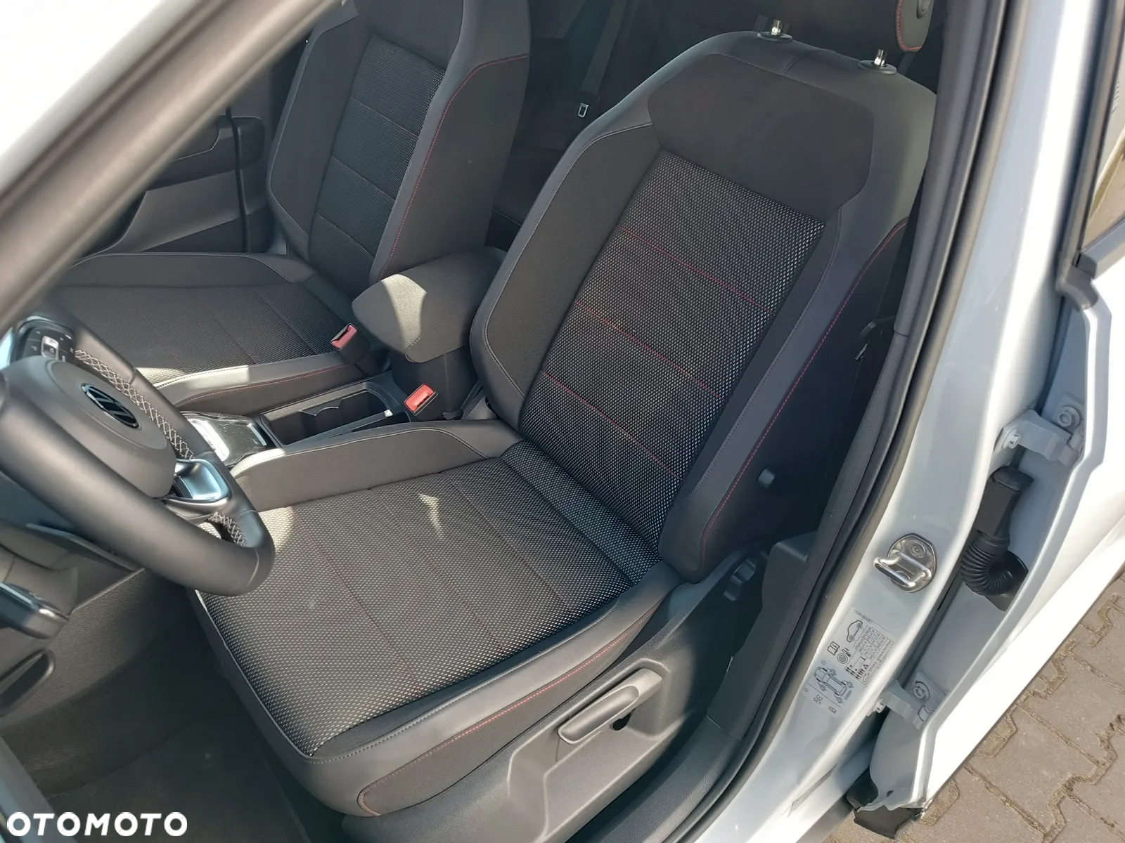 Volkswagen T-Roc 1.5 TSI ACT OPF DSG Sport - 20