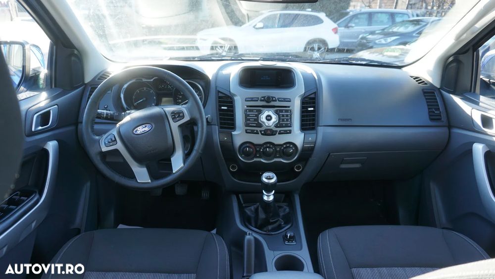 Ford Ranger XLT - 15