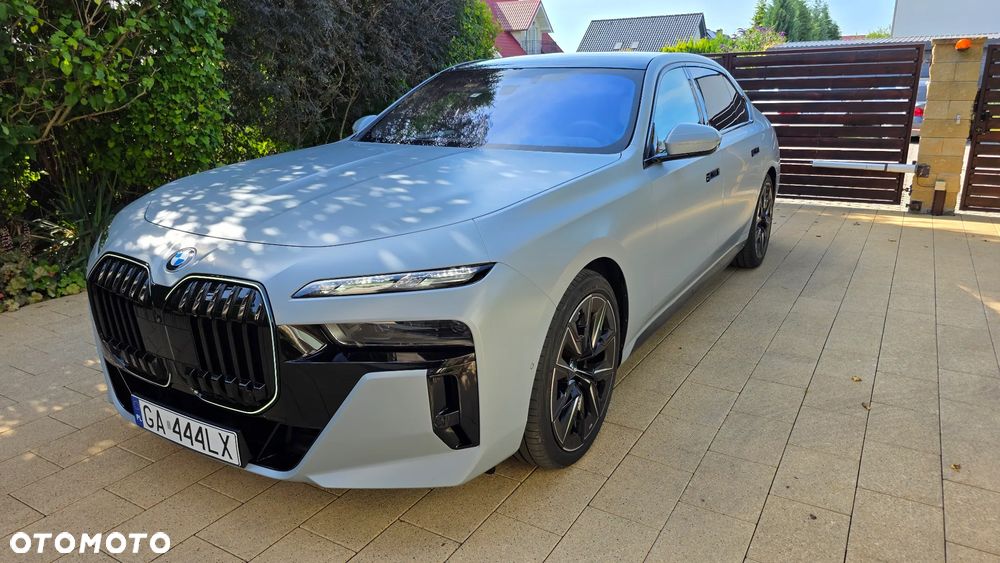 BMW Seria 7 740d xDrive mHEV Individual Edition sport - 3