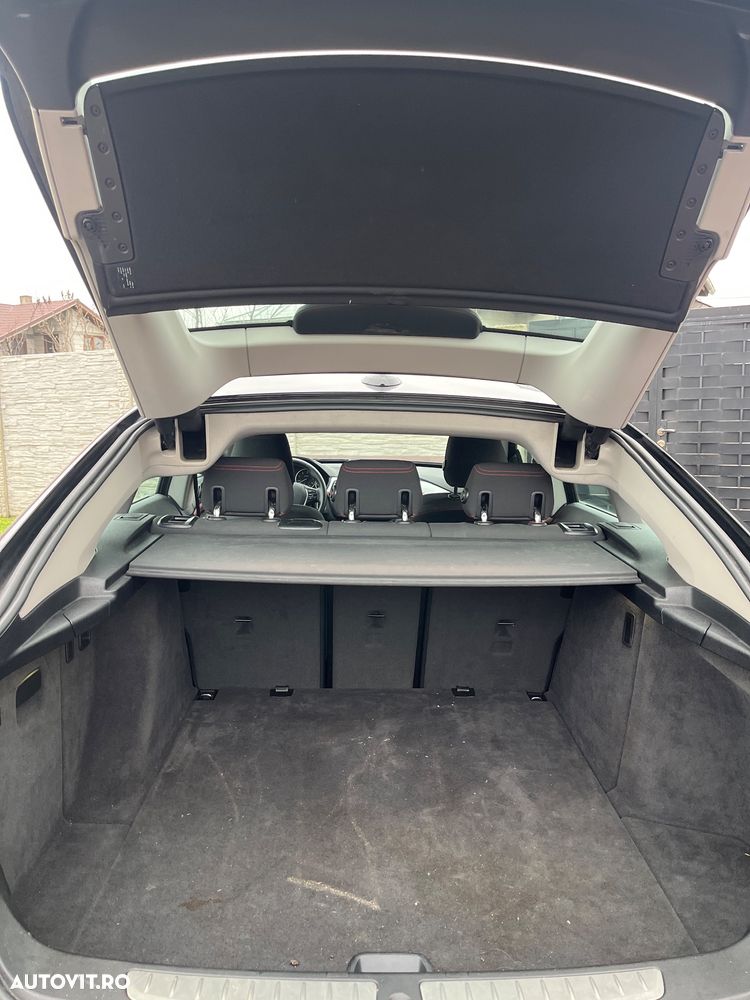 BMW Seria 3 318d Sport Line - 23