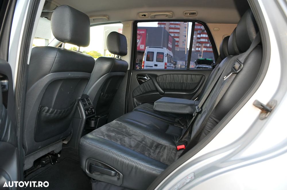 Mercedes-Benz ML - 15