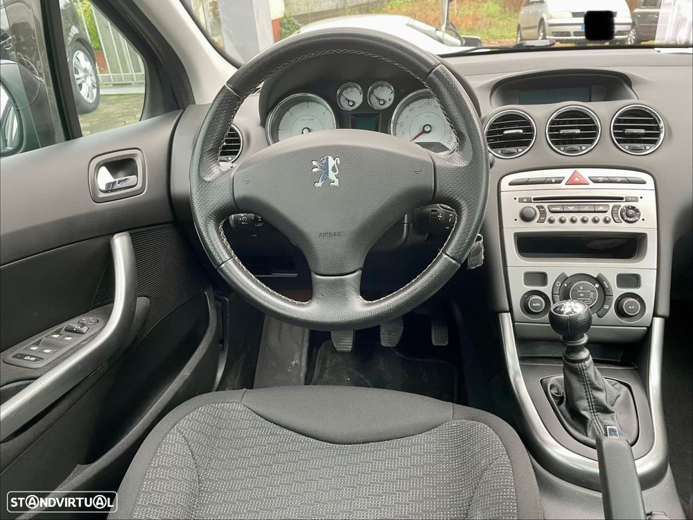 Peugeot 308 SW 1.6 HDi Premium CVM6 - 9