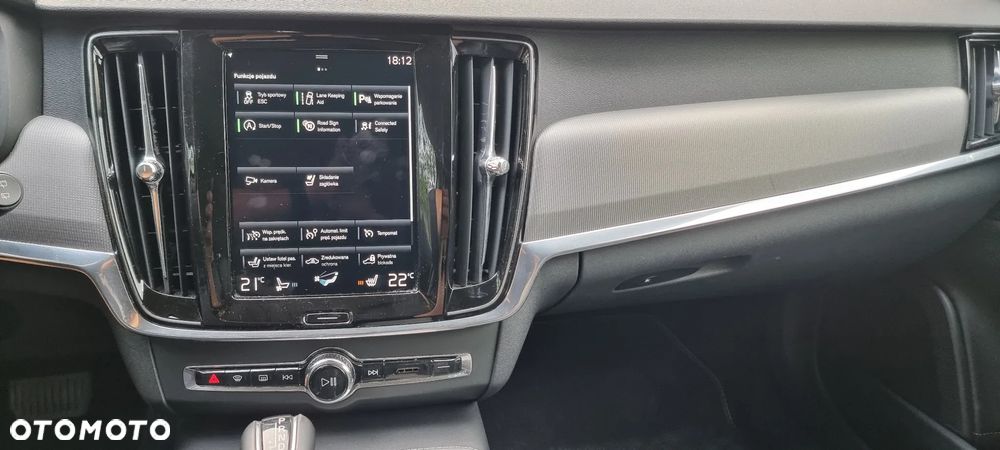 Volvo V90 Cross Country B5 D AWD Ultimate - 17