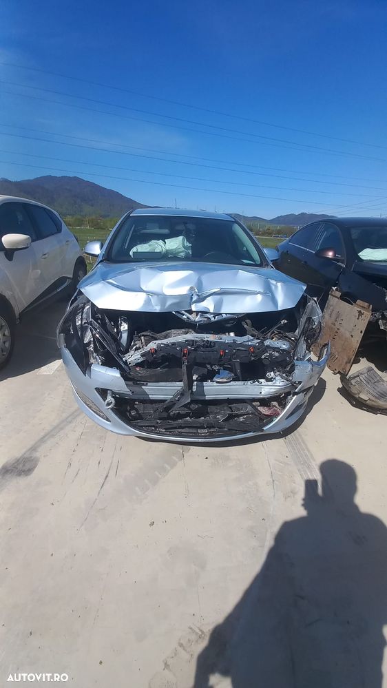 Dezmembram Opel Astra J limuzina 1.4 Turbo B14NET - 6
