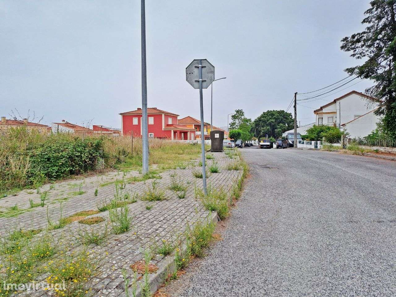 Lote para construção de moradia - Grande imagem: 2/7