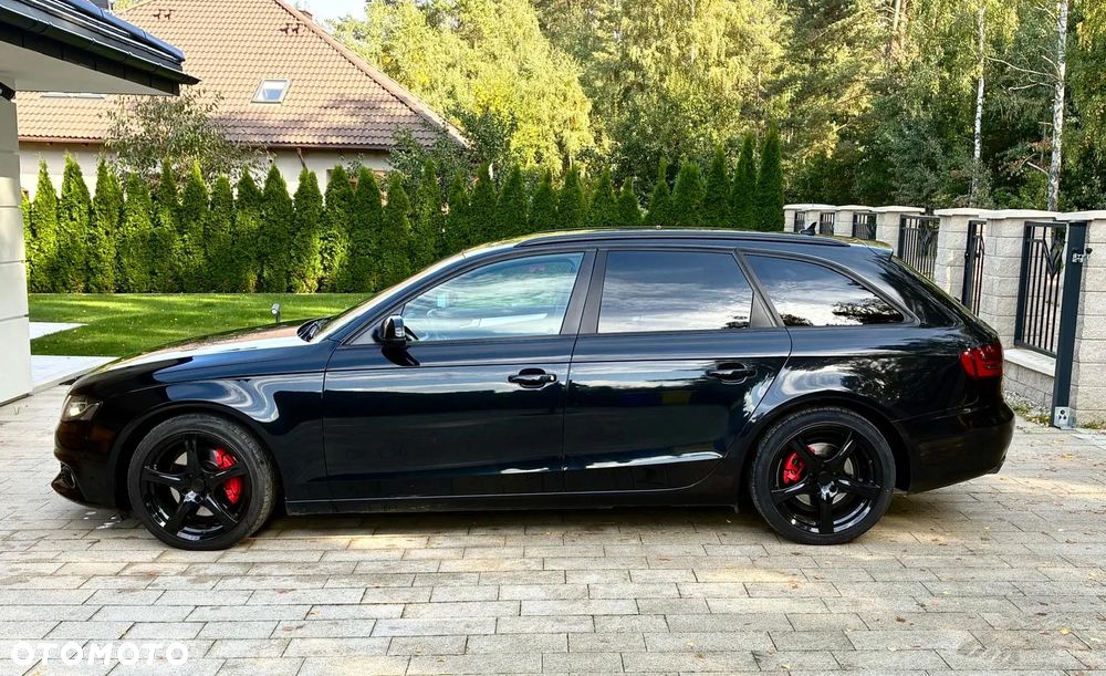 Audi A4 Avant 2011 photo 4