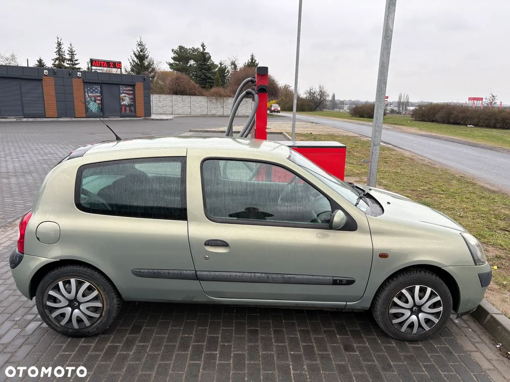 Renault Clio 1.2 Campus - 4