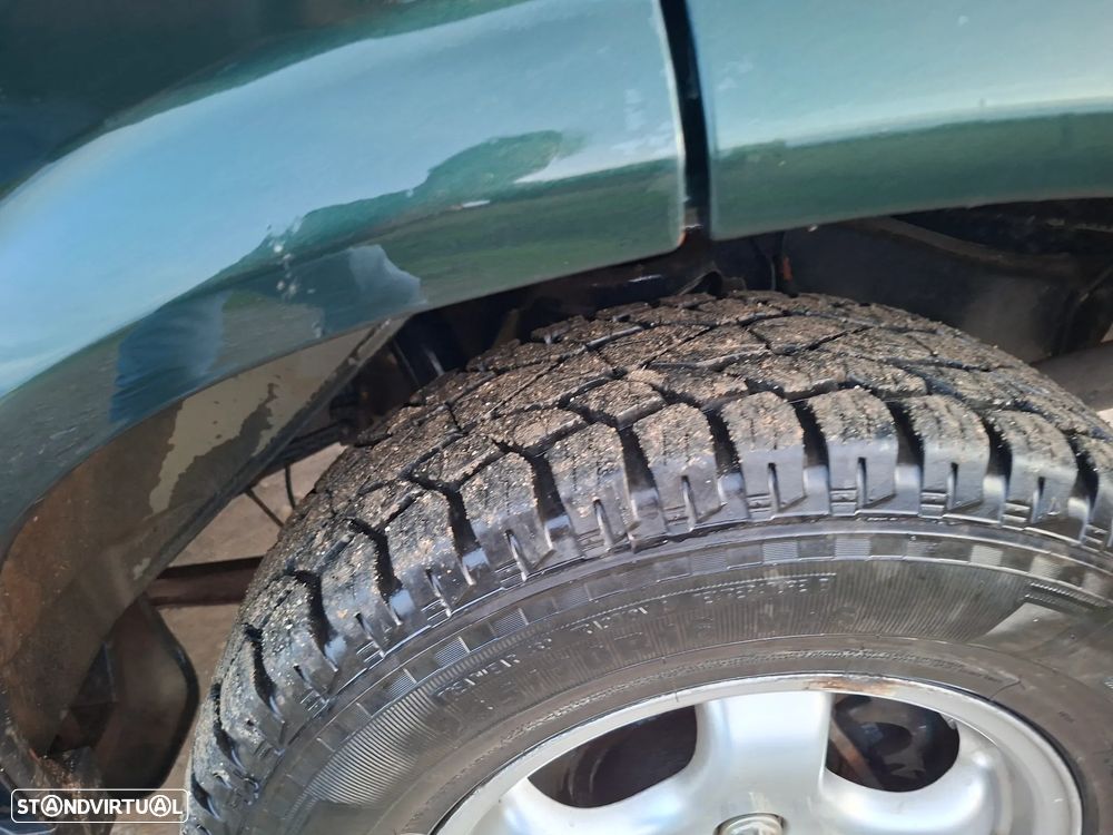 Land Rover Discovery 2.5 TD5 - 7