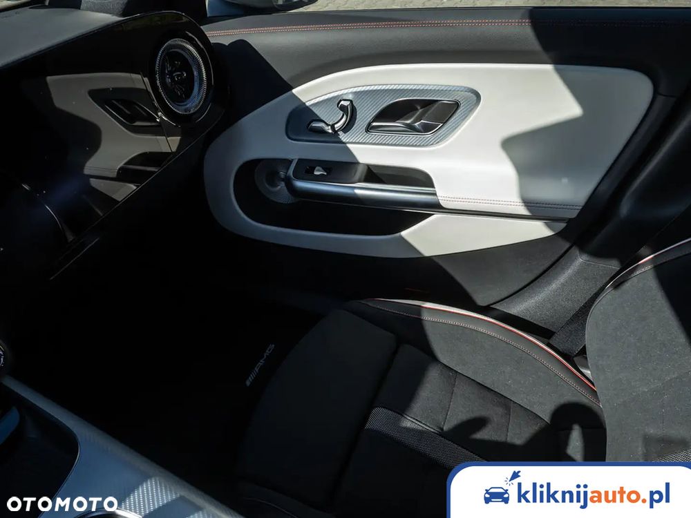 Mercedes-Benz CLA 200 AMG Line 7G-DCT - 10