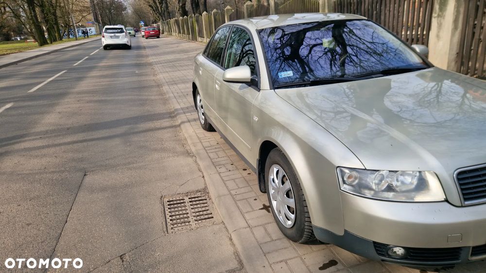 Audi A4 Limousine - 7