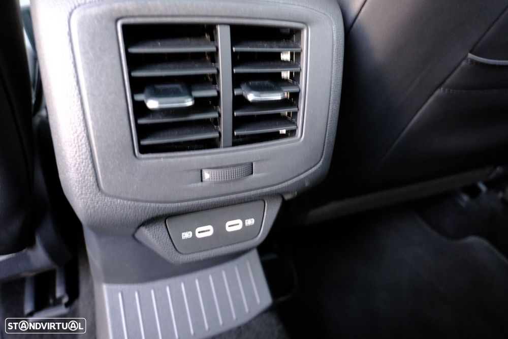 VW T-Roc 1.5 TSI R-Line DSG - 39