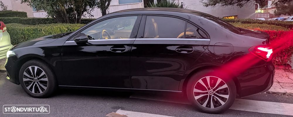 Mercedes-Benz A 250 Limousine e Style Plus - 3