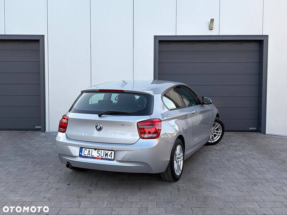 BMW Seria 1 116d EfficientDynamics Edition - 11