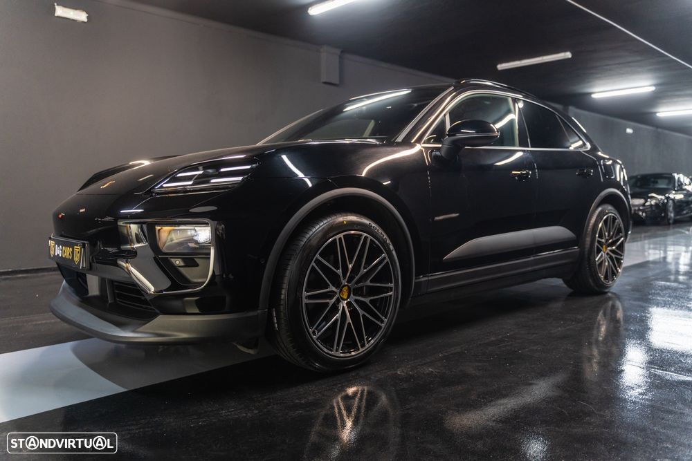 Porsche Macan Electric - 25