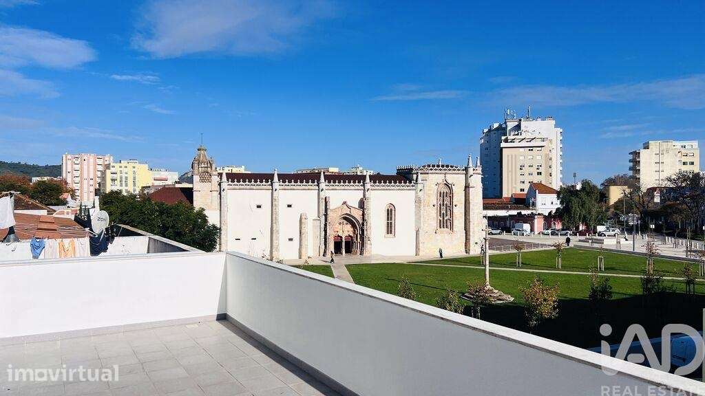 Apartamento T2 em Setúbal - Grande imagem: 5/26
