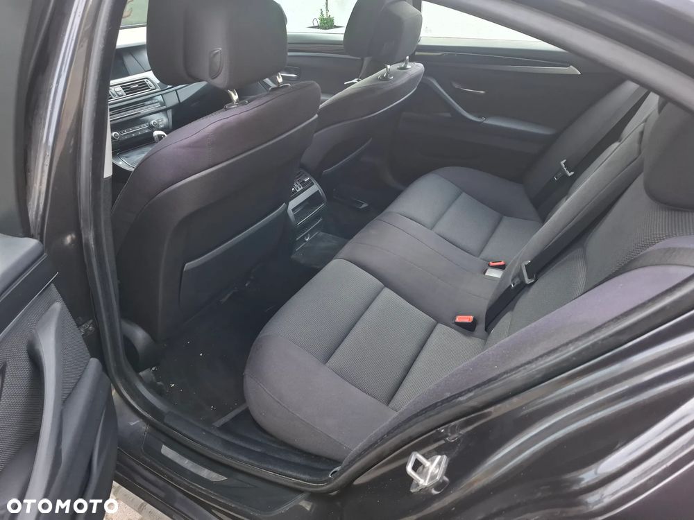 BMW Seria 5 520d - 7