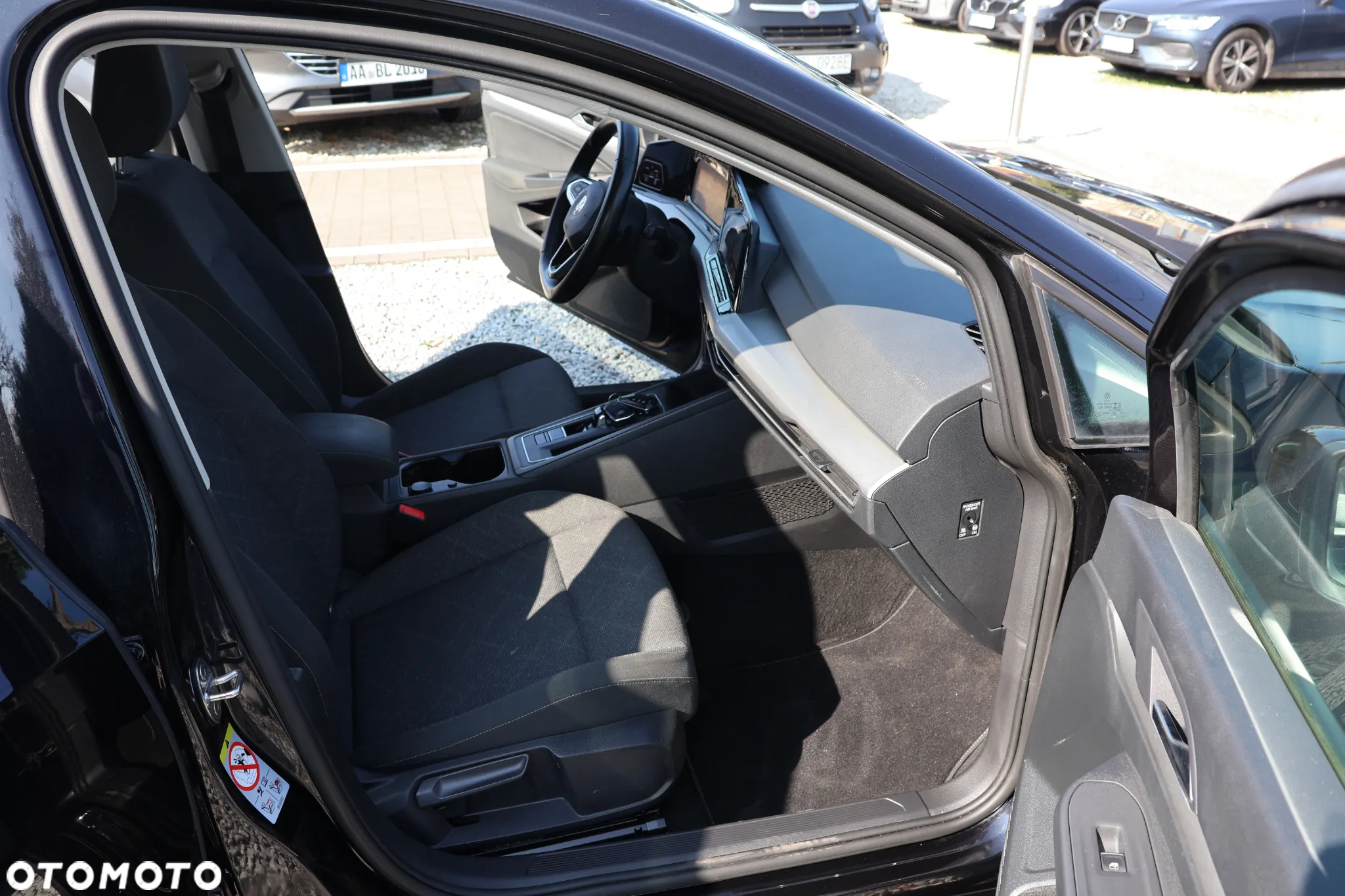 Volkswagen Golf Variant 2.0 TDI SCR DSG Life - 15
