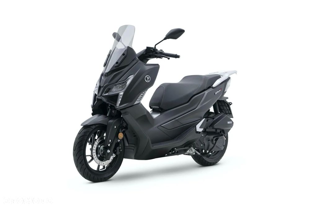 VOGE SR1 - 3