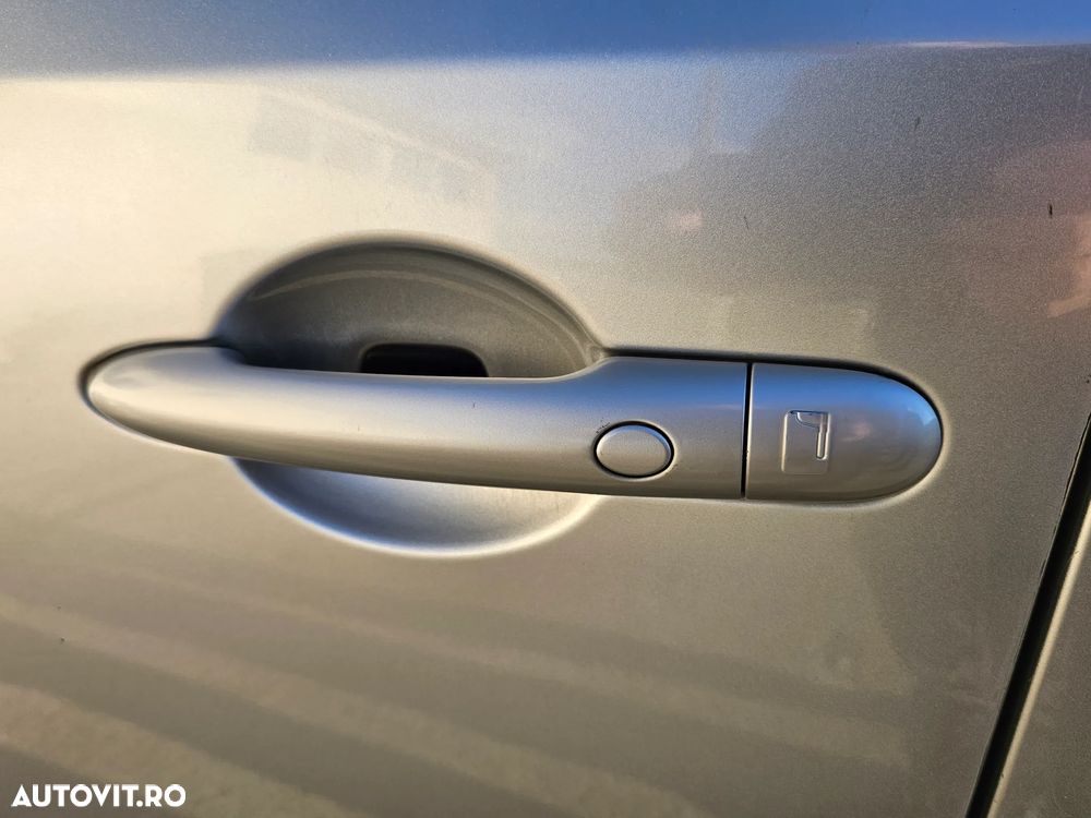 Renault Koleos 2.0 dCI 4X4 Dinamique Aut - 11