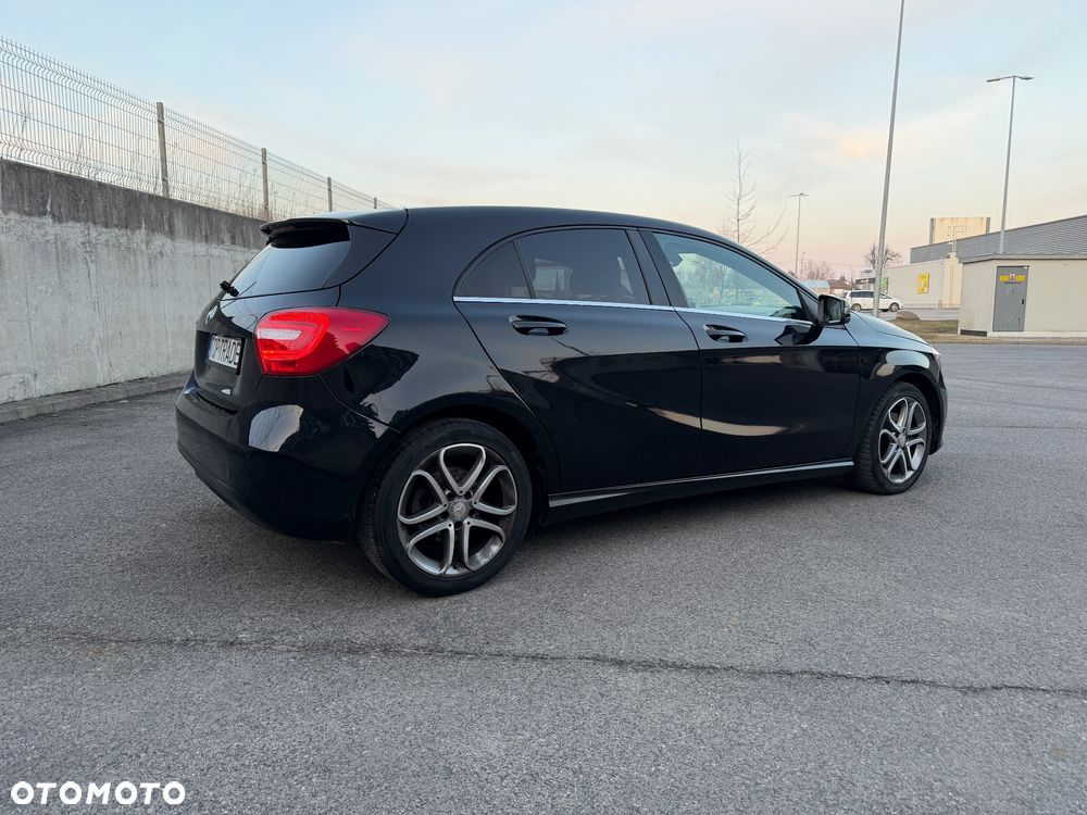 Mercedes-Benz Klasa A 180 7G-DCT - 4