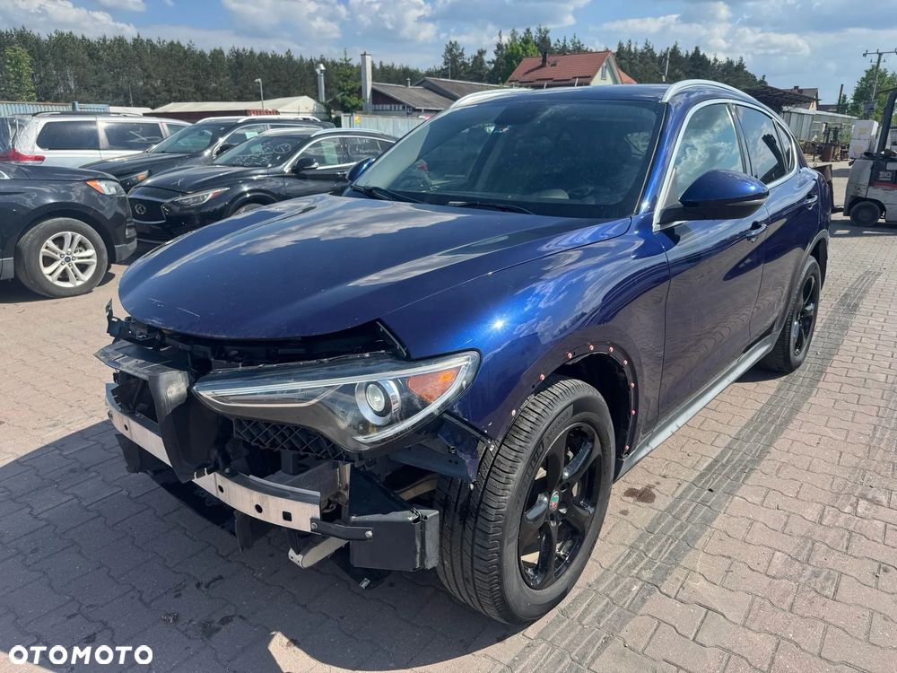 Alfa Romeo Stelvio - 3