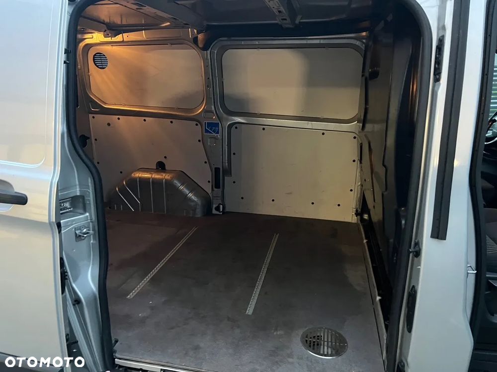 Ford Transit Custom - 18