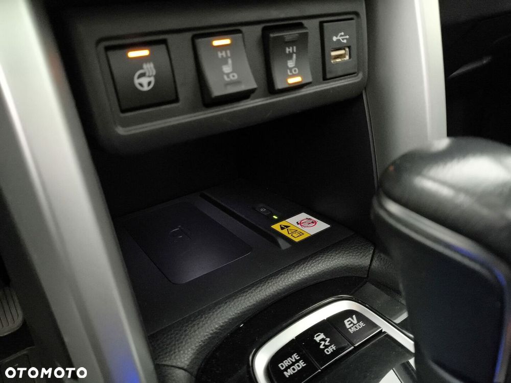 Toyota Corolla Cross 2.0 Hybrid Executive - 25
