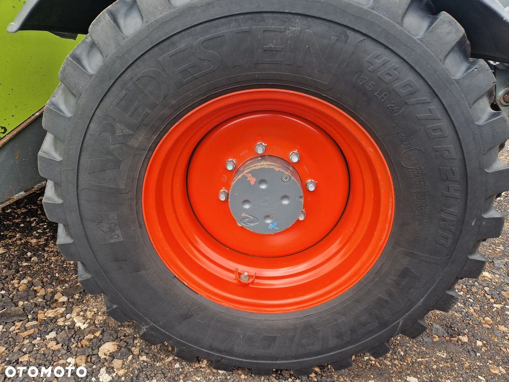 Claas SCORPION 732 - 30