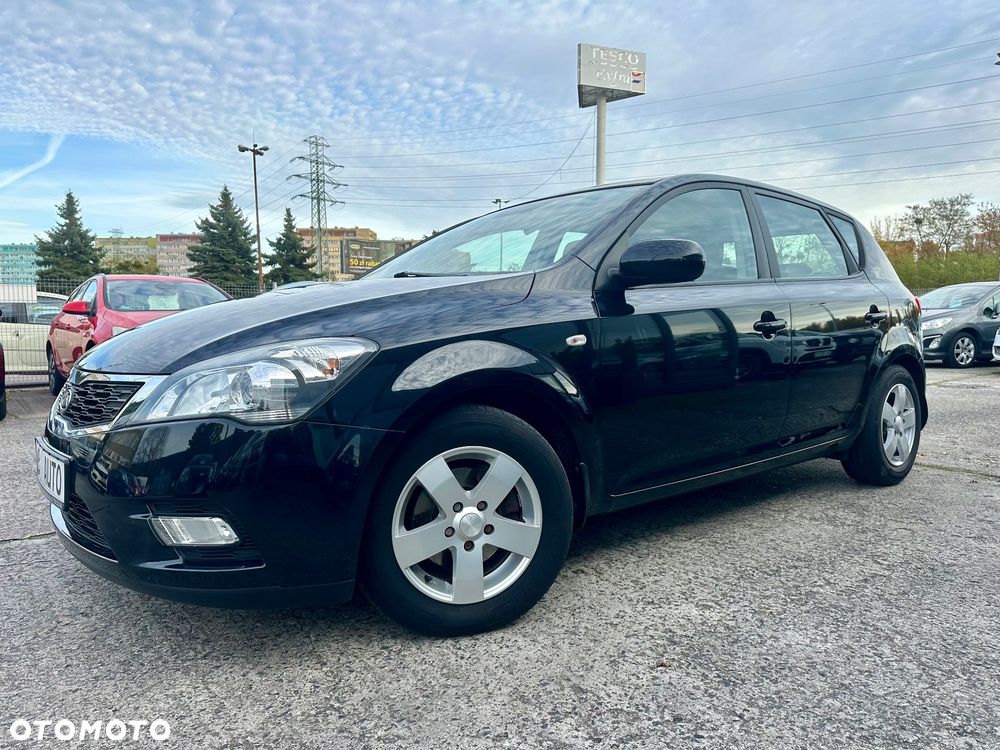 Kia Ceed 1.6 Crdi Comfort + - 3