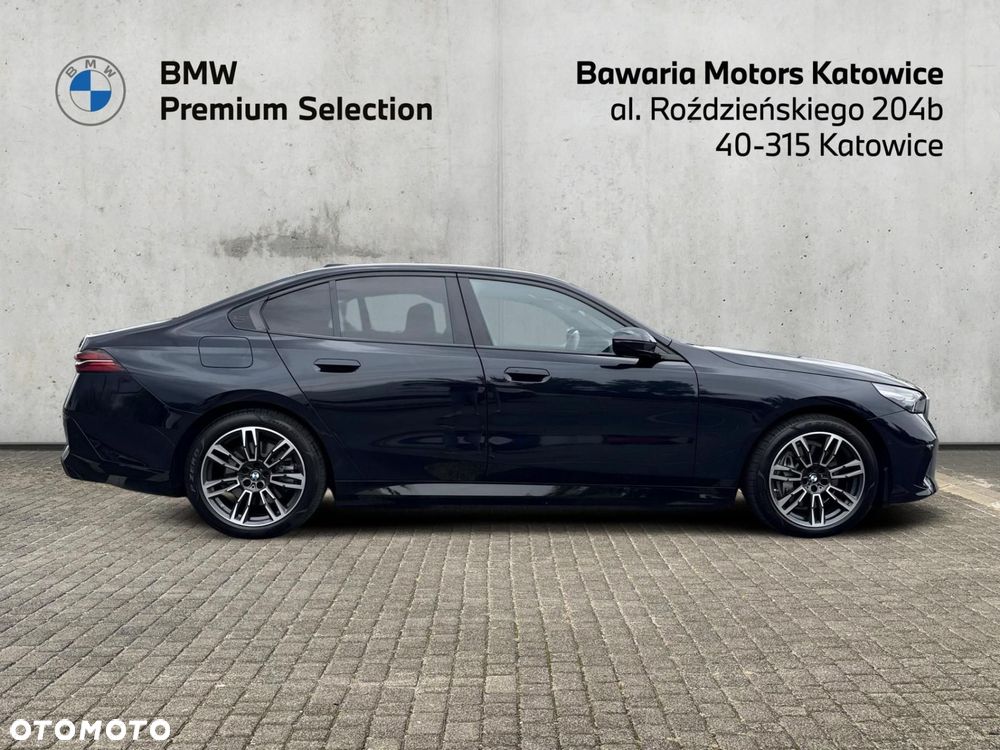 BMW i5 - 24