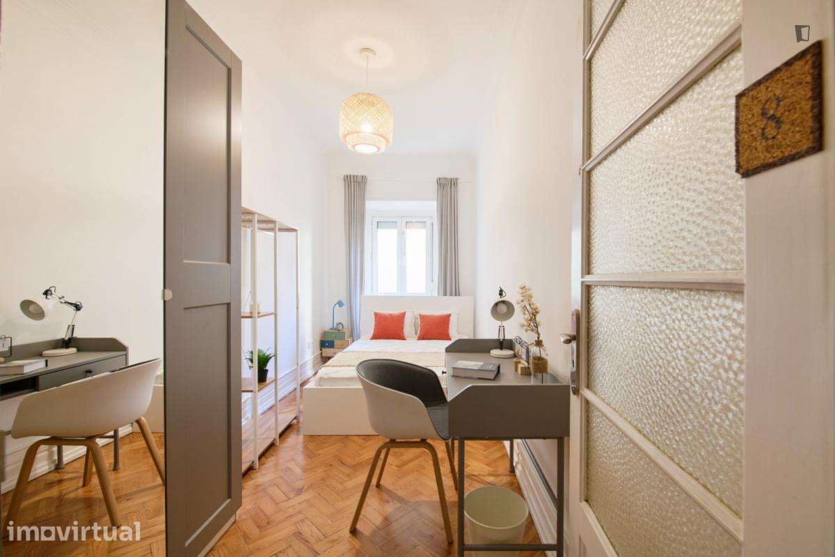 Quarto - localizado em Marquês de Pombal Lisbon - Grande imagem: 2/14