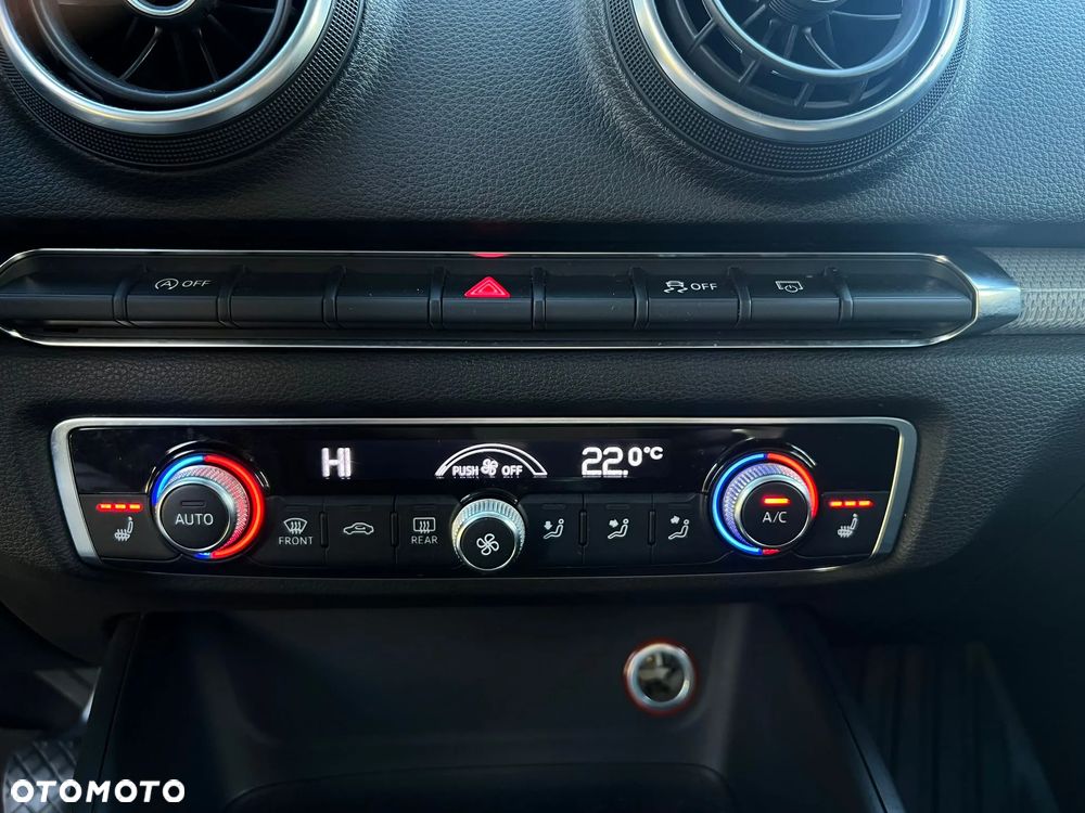 Audi A3 Sportback - 16