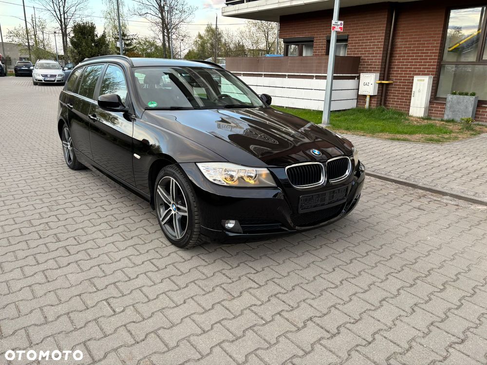 BMW Seria 3 318d - 21