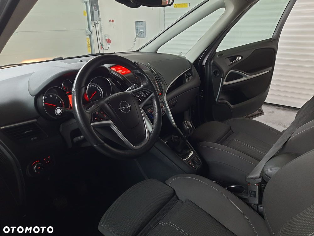 Opel Zafira Tourer 2.0 CDTI Edition - 19