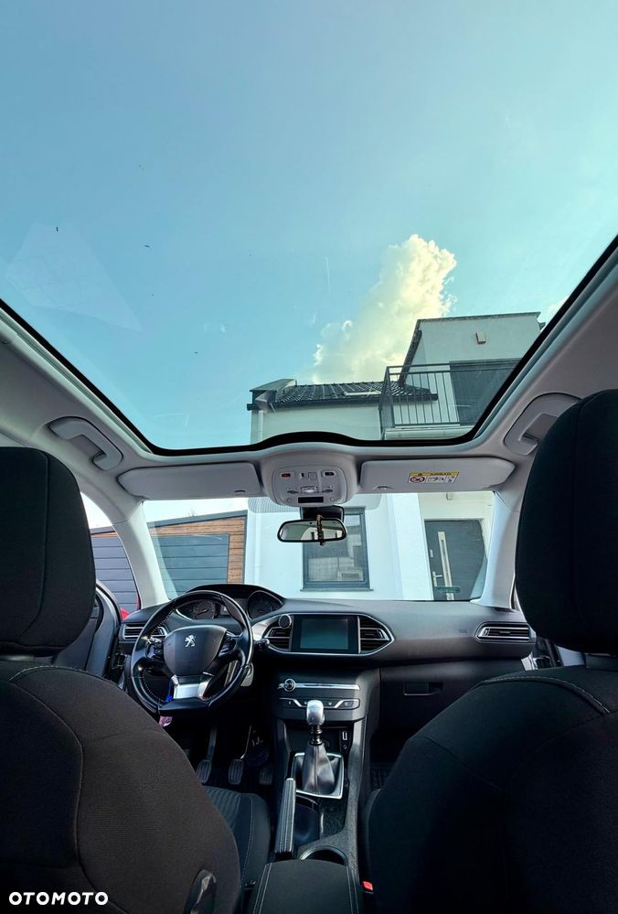 Peugeot 308 1.6 BlueHDi Allure S&S - 9