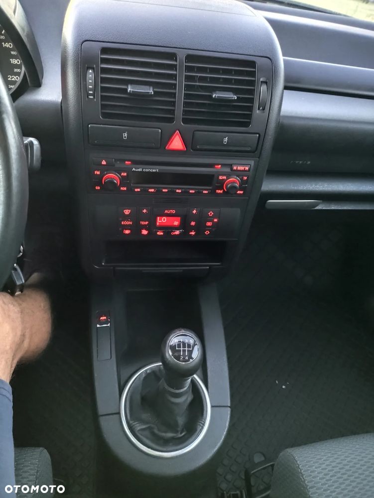 Audi A2 1.4 - 7