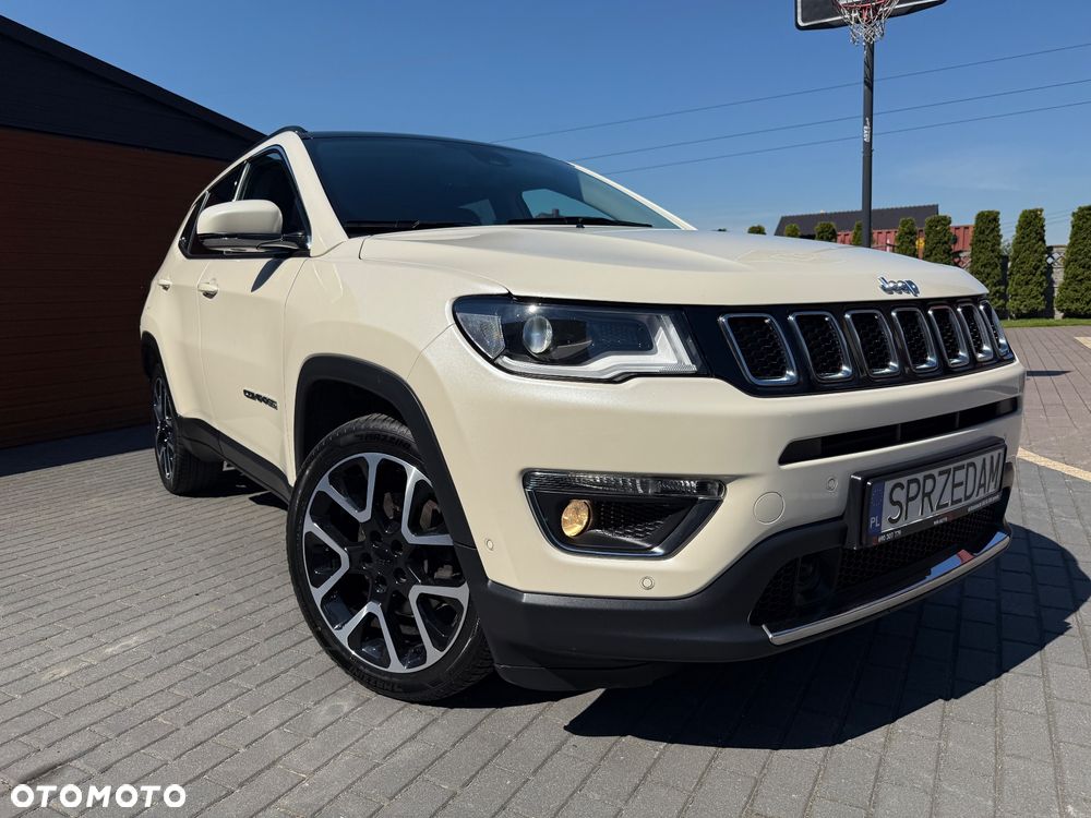 Jeep Compass - 12