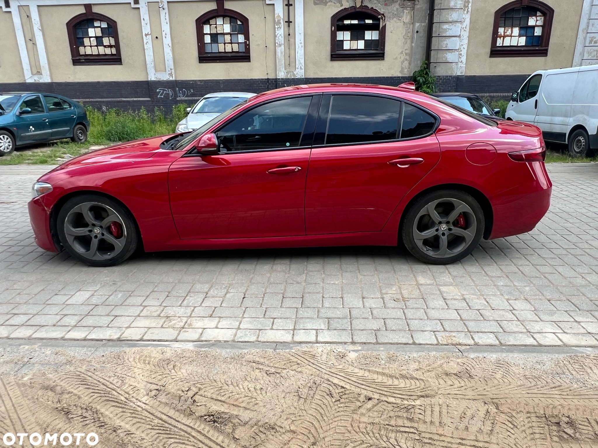 Alfa Romeo Giulia - 10