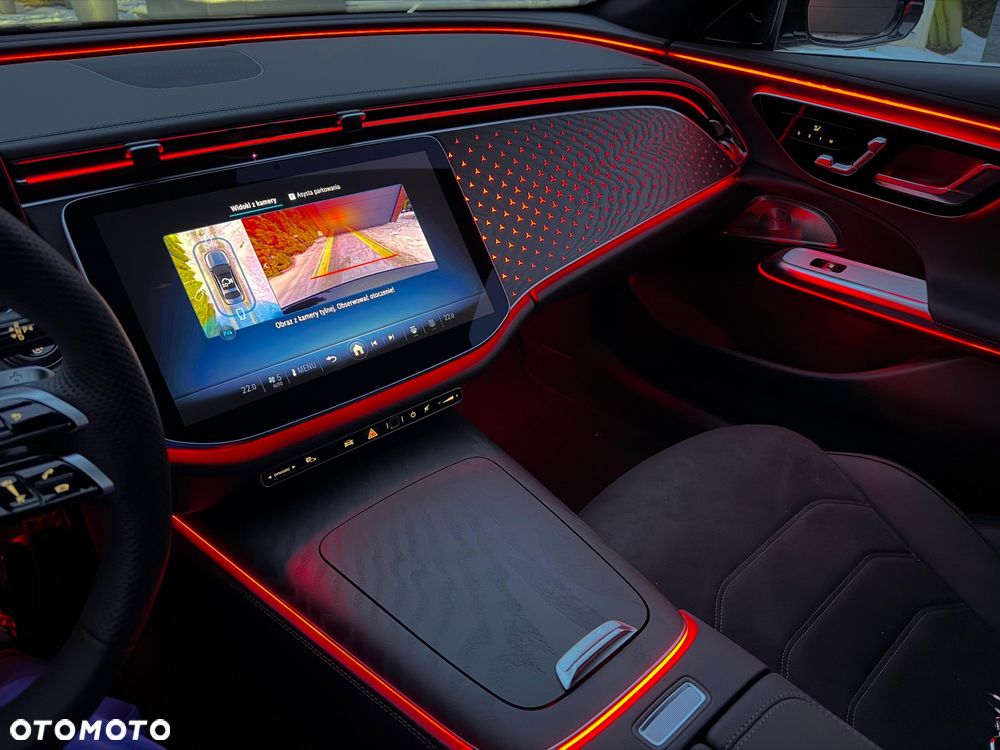 Mercedes-Benz Klasa E 220 d 4-Matic AMG - 29