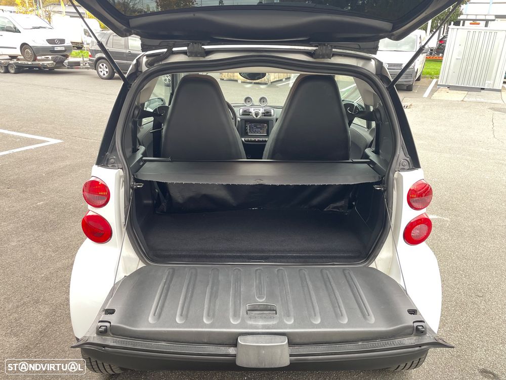 Smart ForTwo Coupé 1.0 mhd Passion 71 Softouch - 10