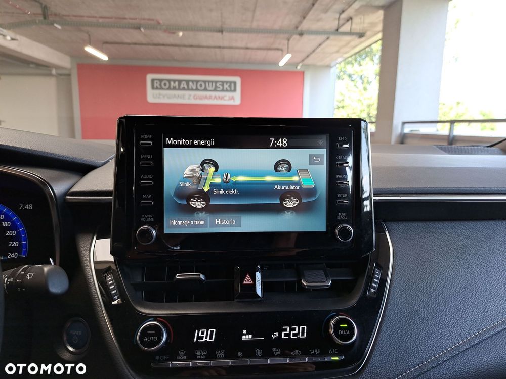 Toyota Corolla 1.8 Hybrid Comfort - 19