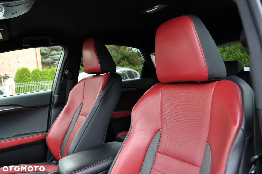 Lexus NX 300h F Sport Edition AWD - 19